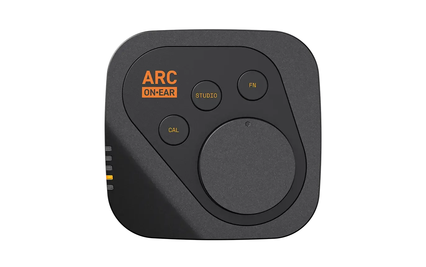 IK Multimedia ARC ON EAR